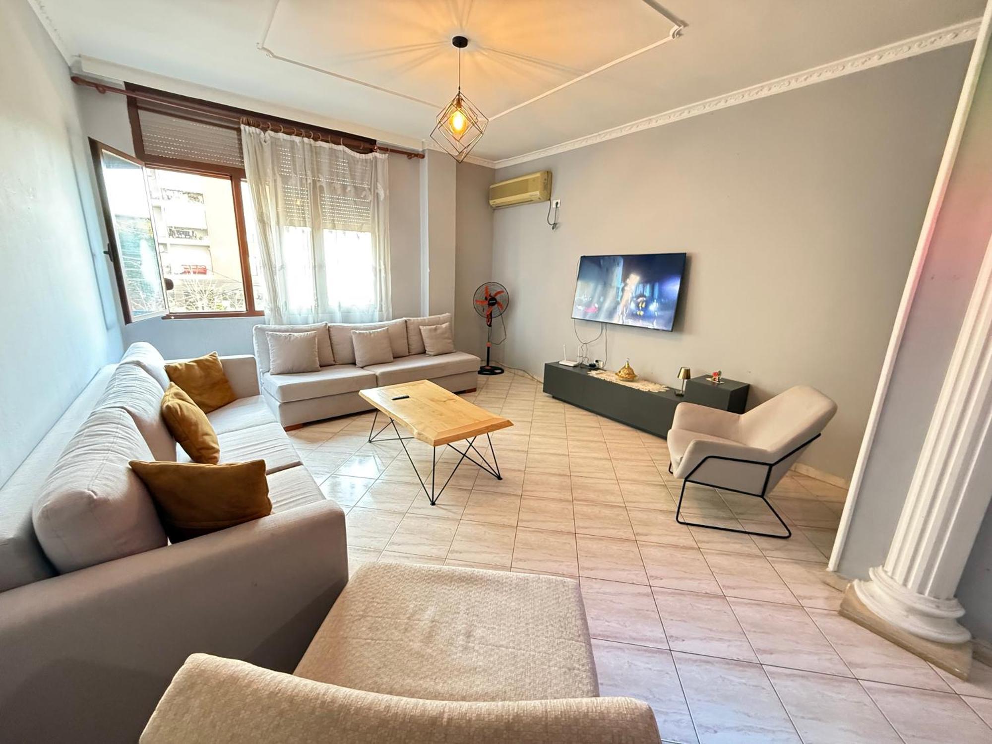 Dioras Apartment. ติรานา ภายนอก รูปภาพ